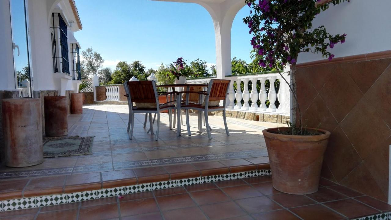 Casa Paloma Blanca Málaga Exterior foto